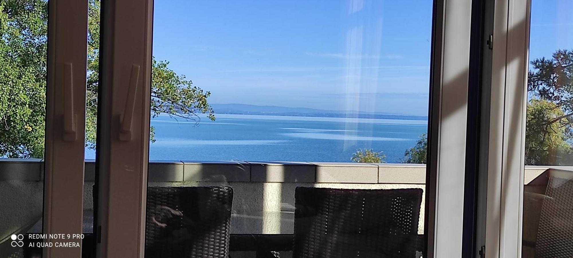 Onebeach Apartman Siofok Bagian luar foto