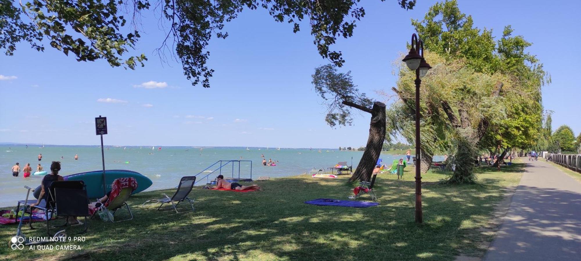 Onebeach Apartman Siofok Bagian luar foto